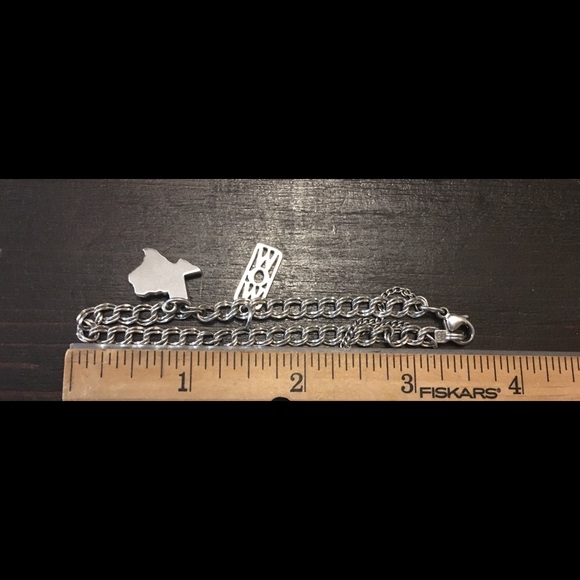James Avery Bracelet w/two charms - Picture 3 of 3
